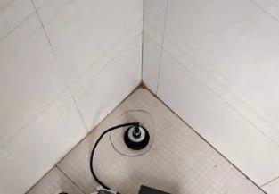 抚顺市卫生间漏水维修之 loft 夹层储藏室毗邻暗管渗水哪家好，推荐诚匠小爱修缮